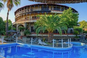 Nepheli Hotel