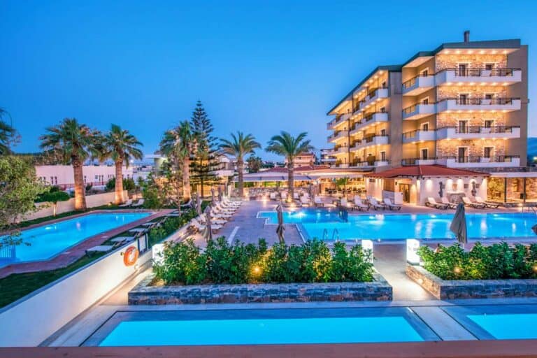 Petousis Hotel & Suites, Amoudara