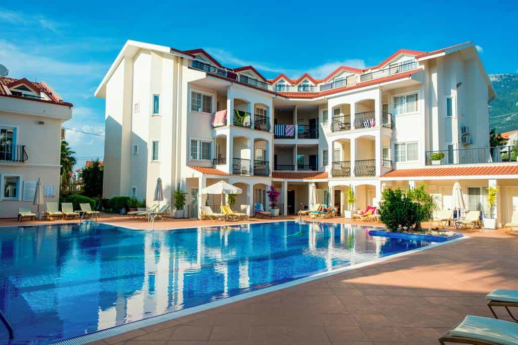 Sea_Breeze_Hotel_&_Apartments