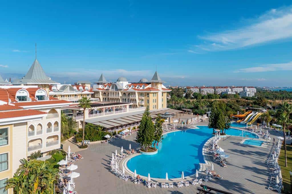 Side_Star_Resort