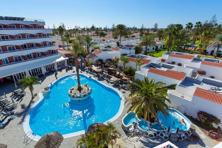 Sol Barbacan, Playa Del Ingles