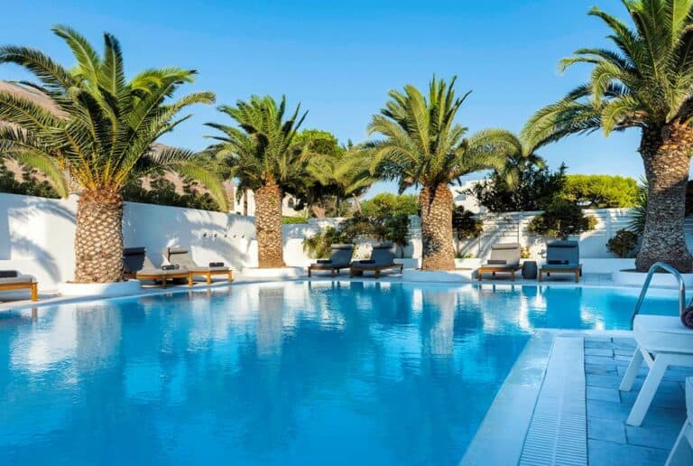 Strogili Hotel, Kamari