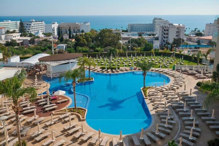 Sunrise Oasis Hotel & Waterpark, Protaras