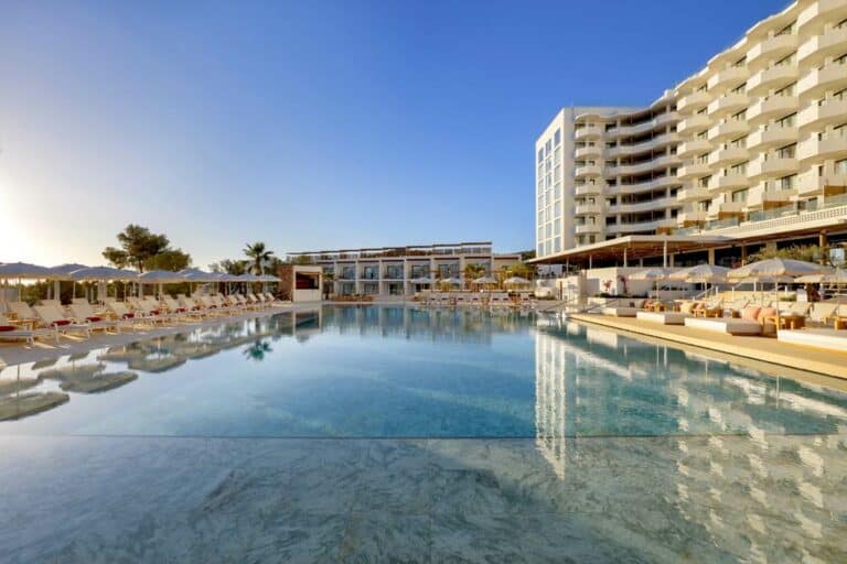 TRS Ibiza Hotel, Cala Gracio (San Antonio)