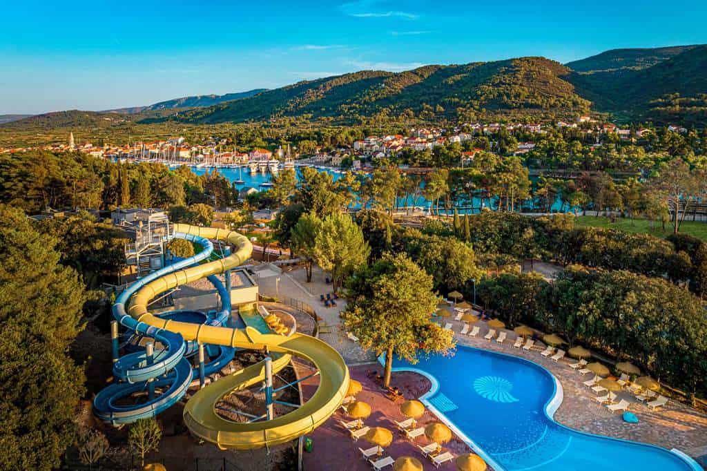 Valamar_Amicor_Resort