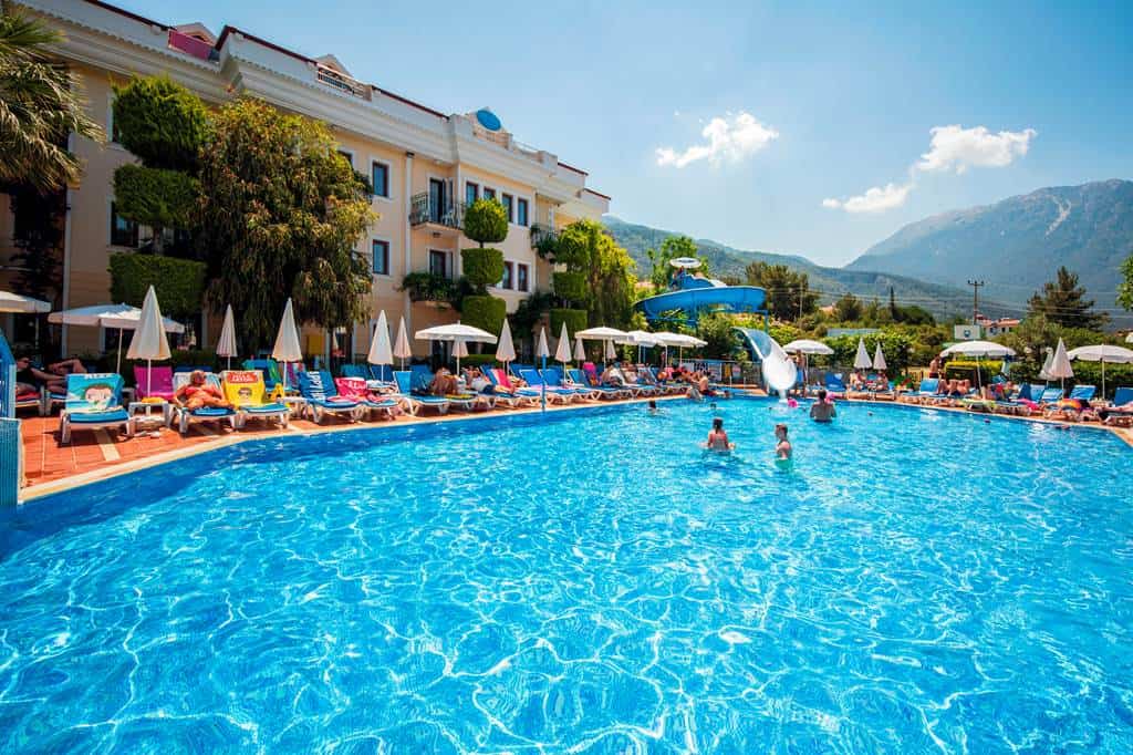 Yel_Holiday_Resort