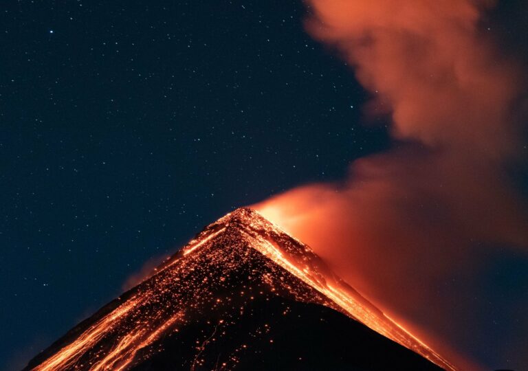 Volcán de Fuego erupting at night