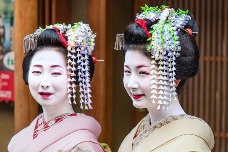Two maiko in traditional dress in Kyoto