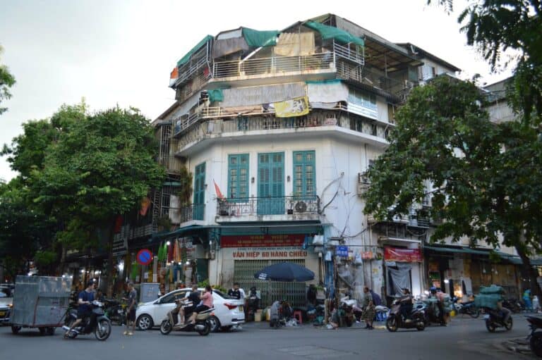 Street life in Hanoi's Old Quarter