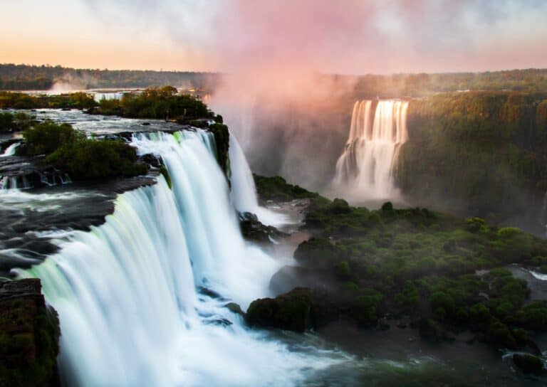 Iguazú Falls in the morning mist