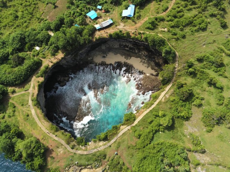 Nusa Penida & Lembongan