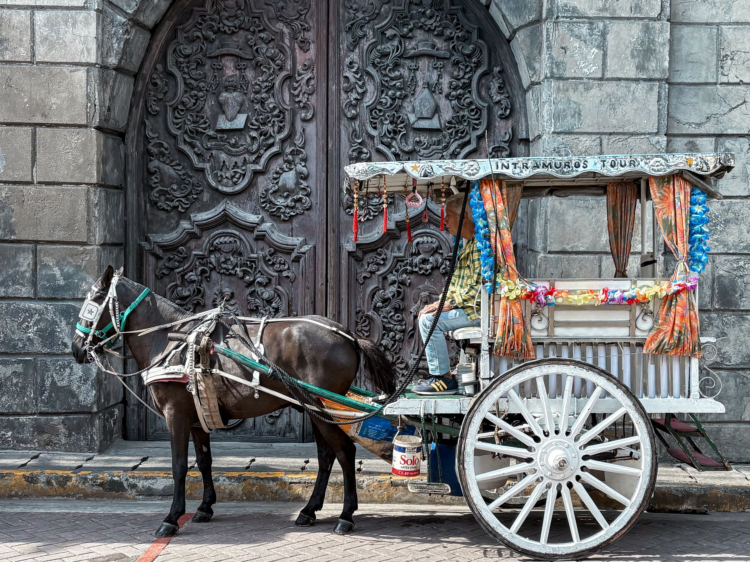 A horse-drawn kalesa