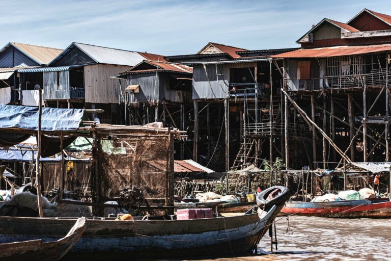 Stilt houses at Kampong Phluk on Tonle Sap