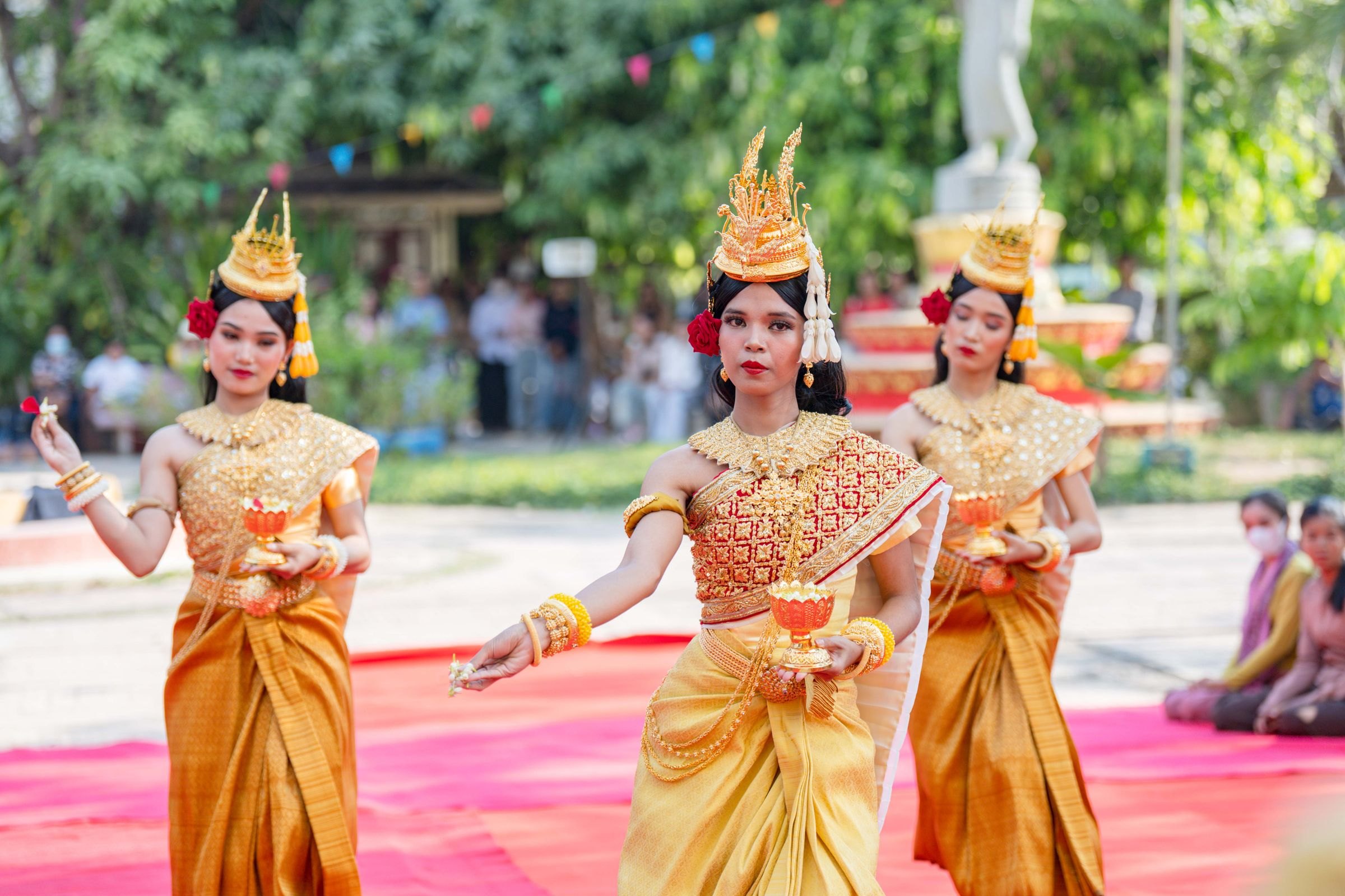 Khmer dancers in traditional costume in Battambang