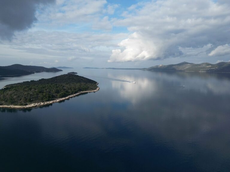 An island in the northern Dalmatian archipelago from the air