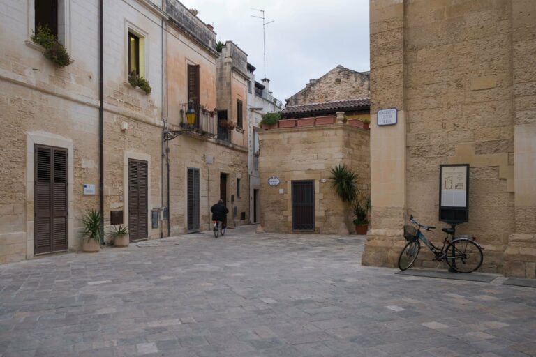 A quiet alley in Lecce