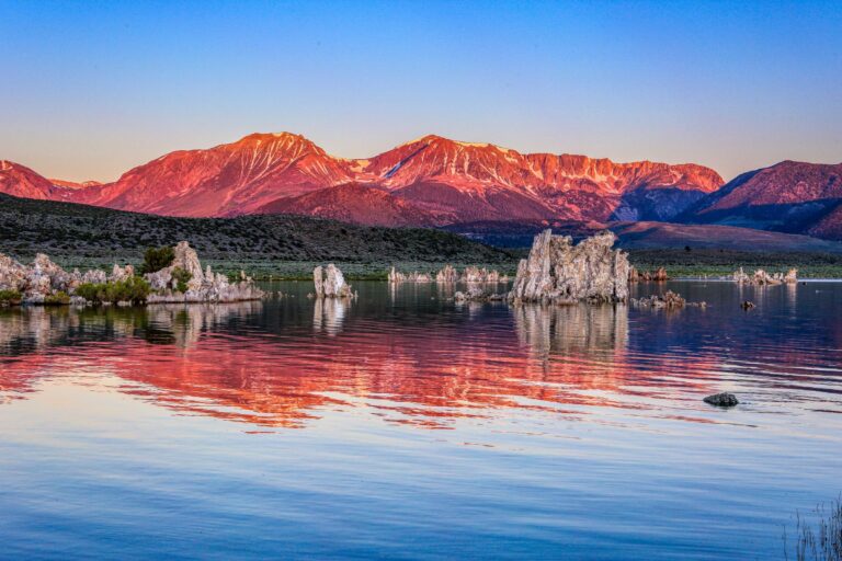 Tufa towers in Mono Lake at sunrise