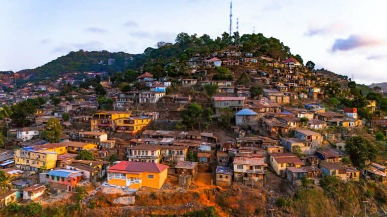 Sierra Leone Adventure: Freetown, Tiwai & Banana Islands – 8 Days