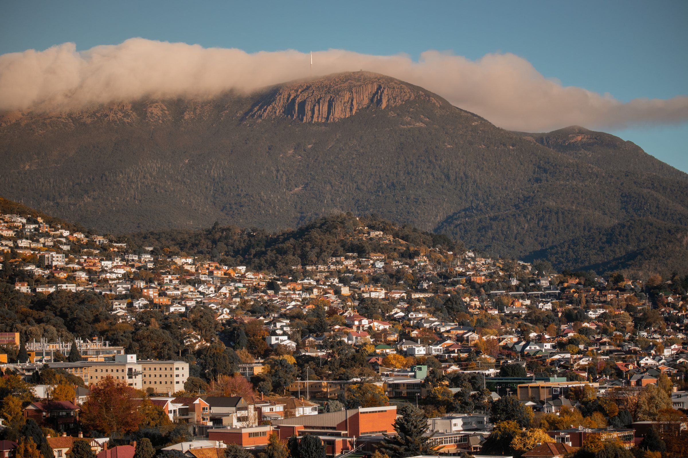 Hobart below kunanyi/Mount Wellington