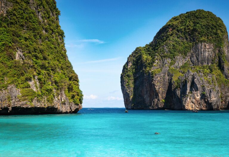 The limestone cliffs of Phi Phi Leh
