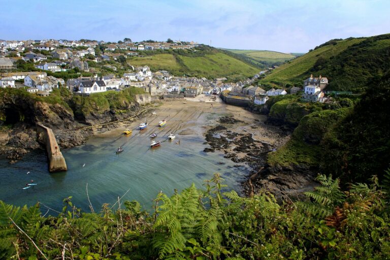 Port Isaac's harbour on the Cornish coast