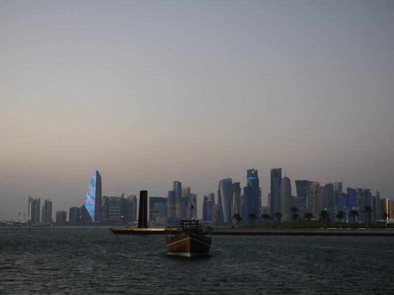 Qatar Holidays and Doha Stopovers: What to See, Where to Stay and When to Go