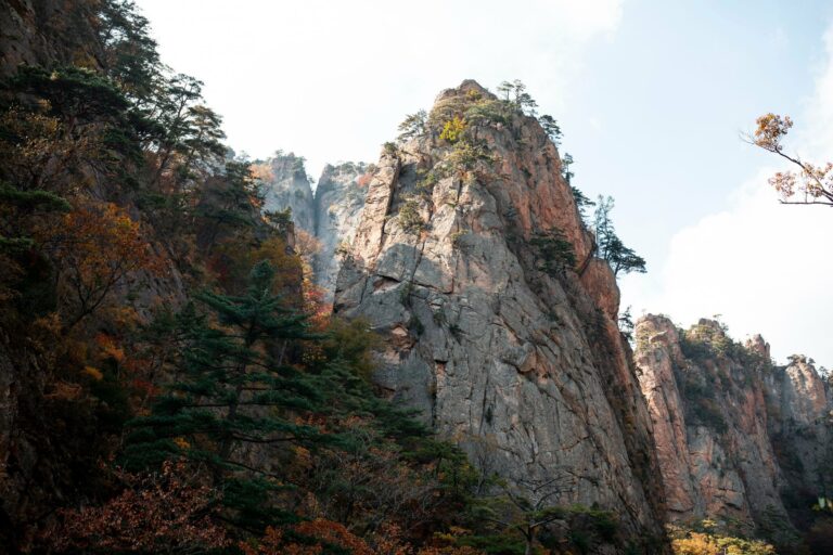 Rugged peaks in Seoraksan