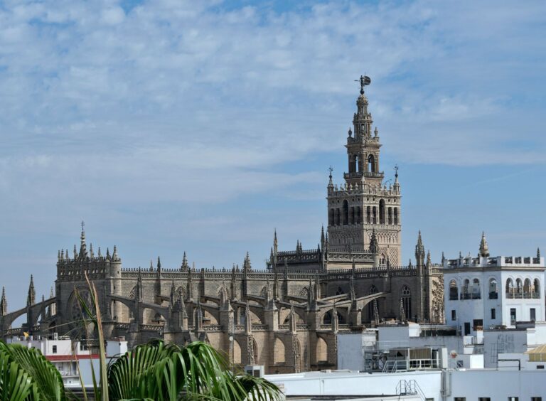 Seville Cathedral and the Giralda bell tower, Andalucía, Spain