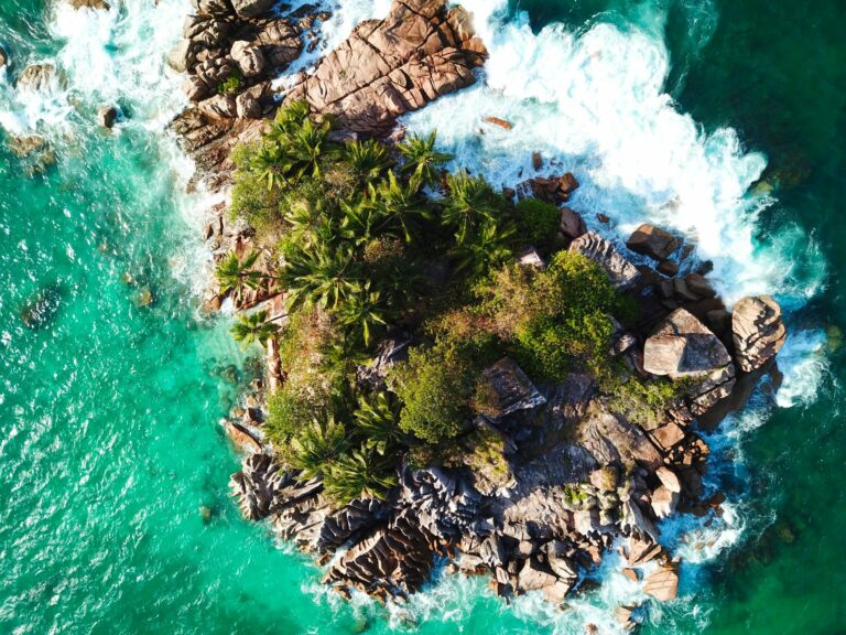 Private & outer islands