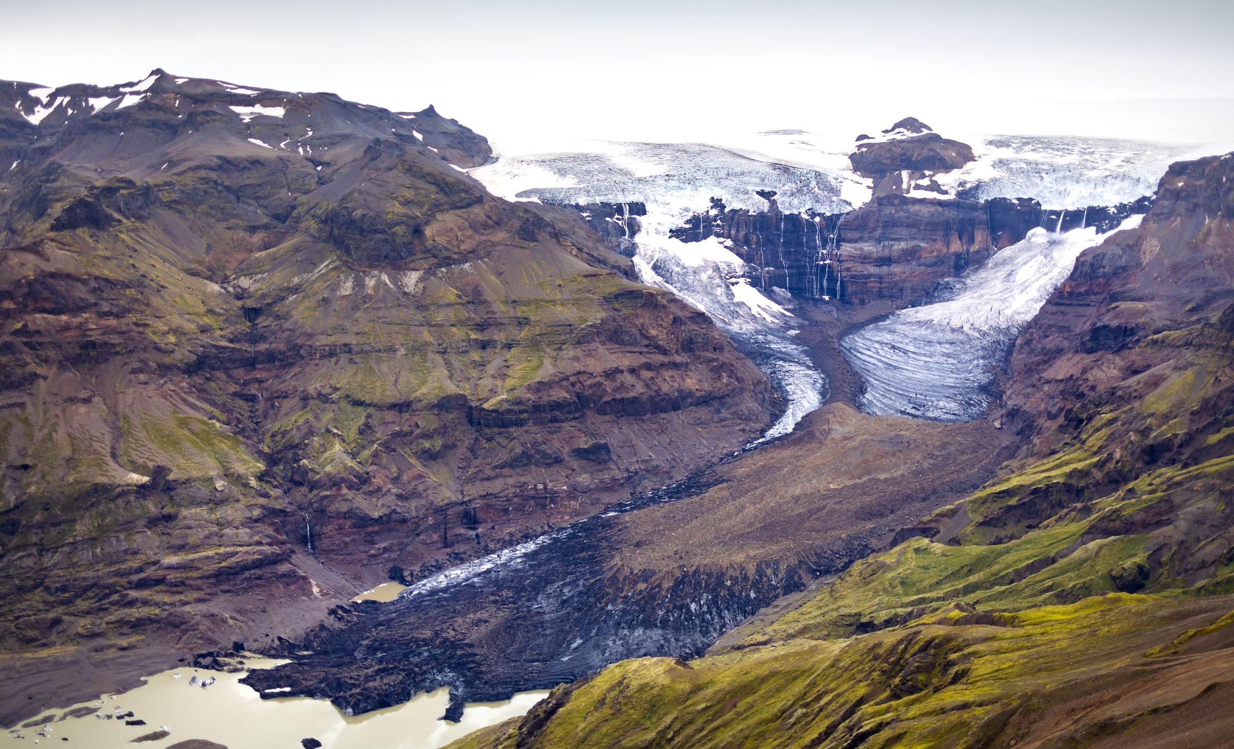 A glacier tongue in Skaftafell from above
