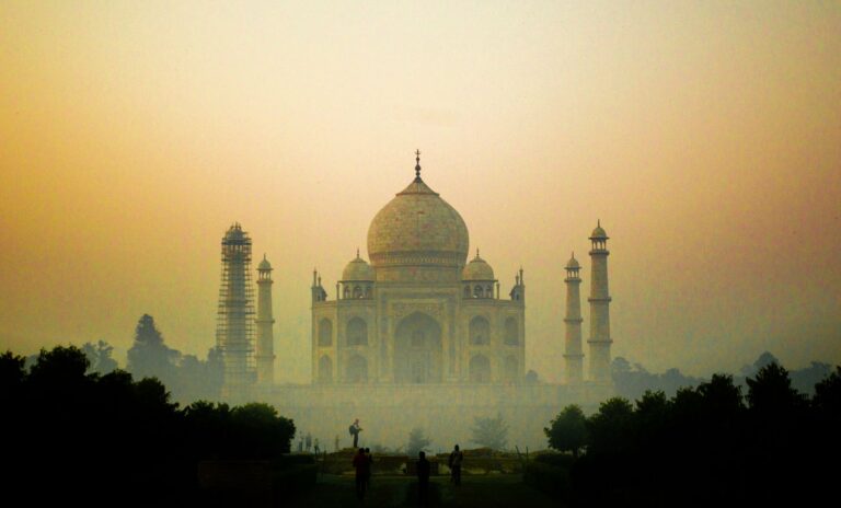 The Taj Mahal in the morning mist