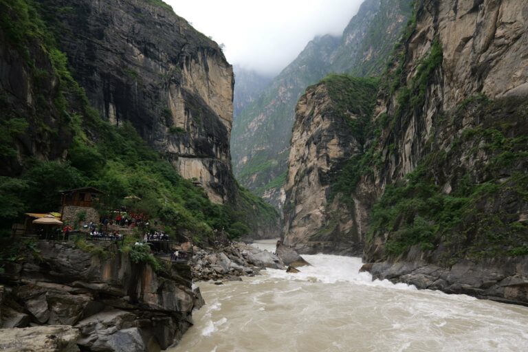 The Jinsha River through Tiger Leaping Gorge, Yunnan