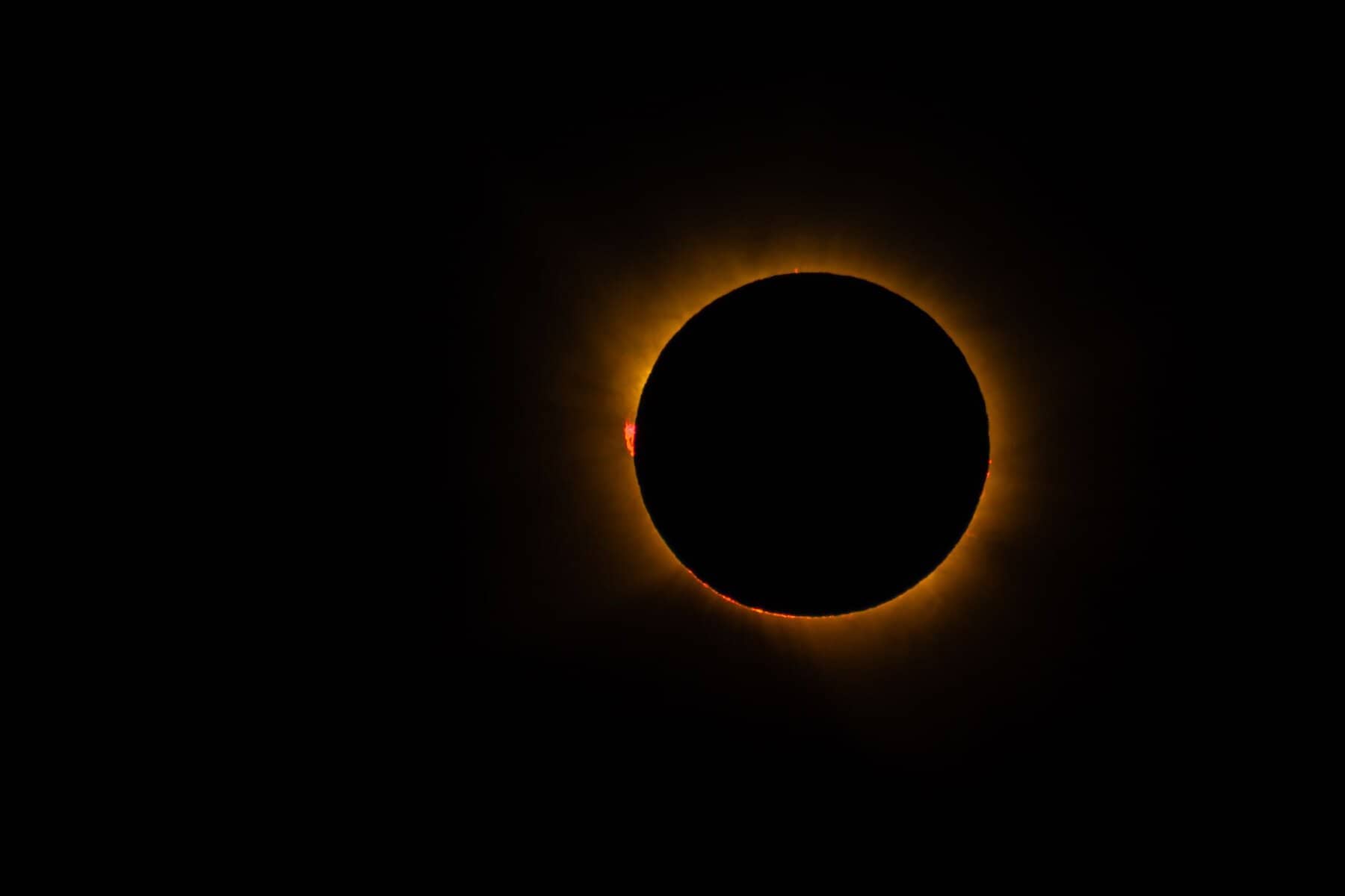 A total solar eclipse with the sun's corona