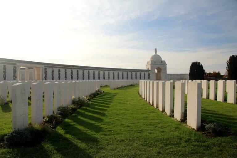 Rows of graves at Tyne Cot Cemetery, Belgium