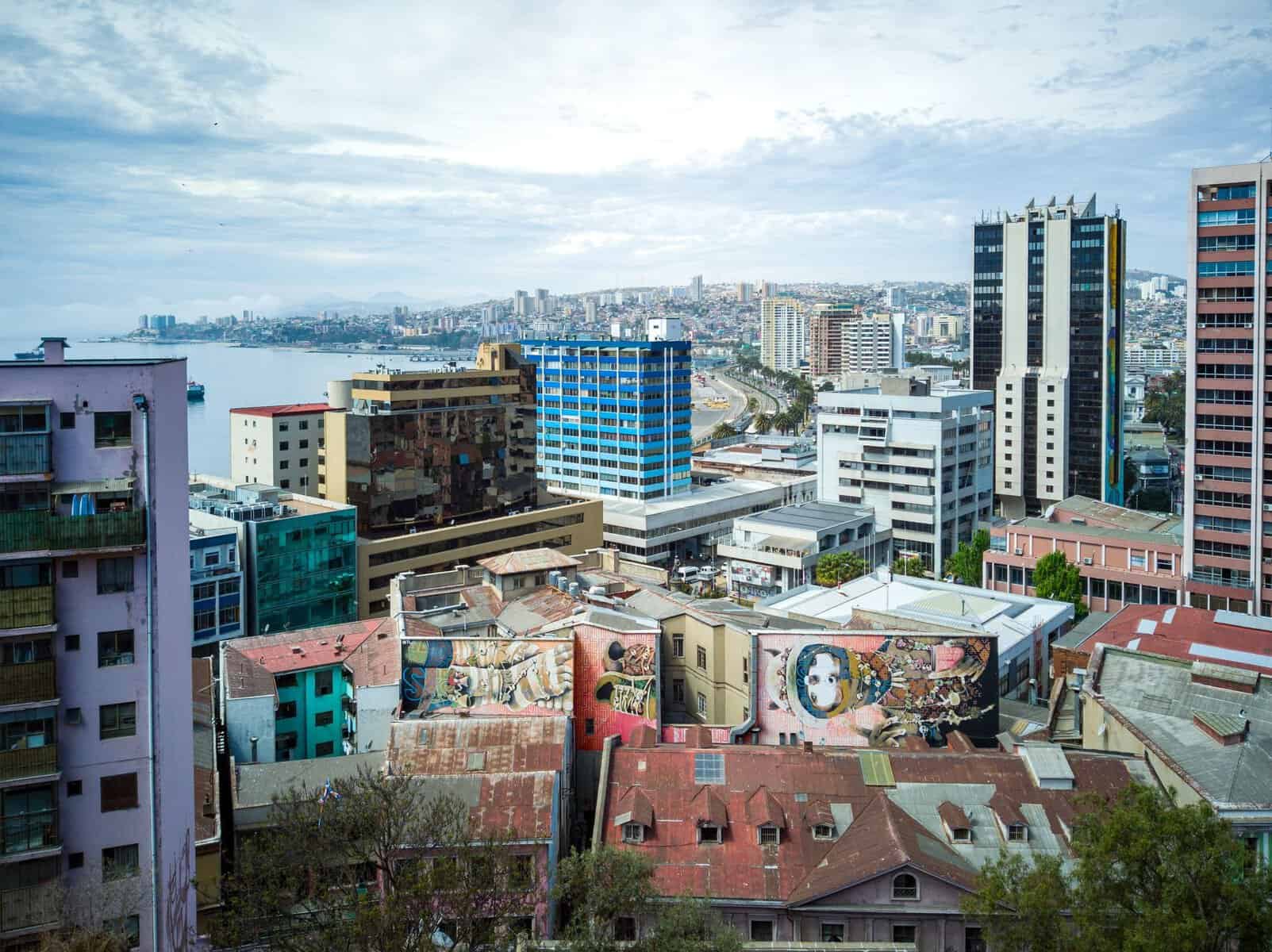 Valparaíso with colourful graffiti and the ocean