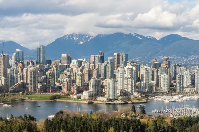 Vancouver and its mountains