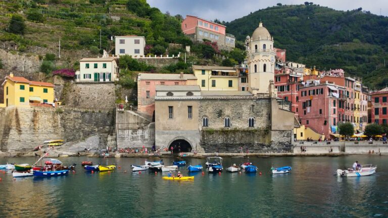 The harbour of Vernazza in the Cinque Terre