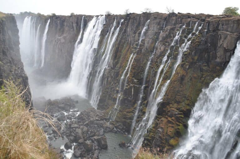 Victoria Falls plunging over the cliff