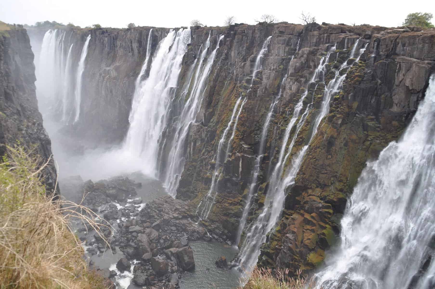Victoria Falls plunging over the cliff