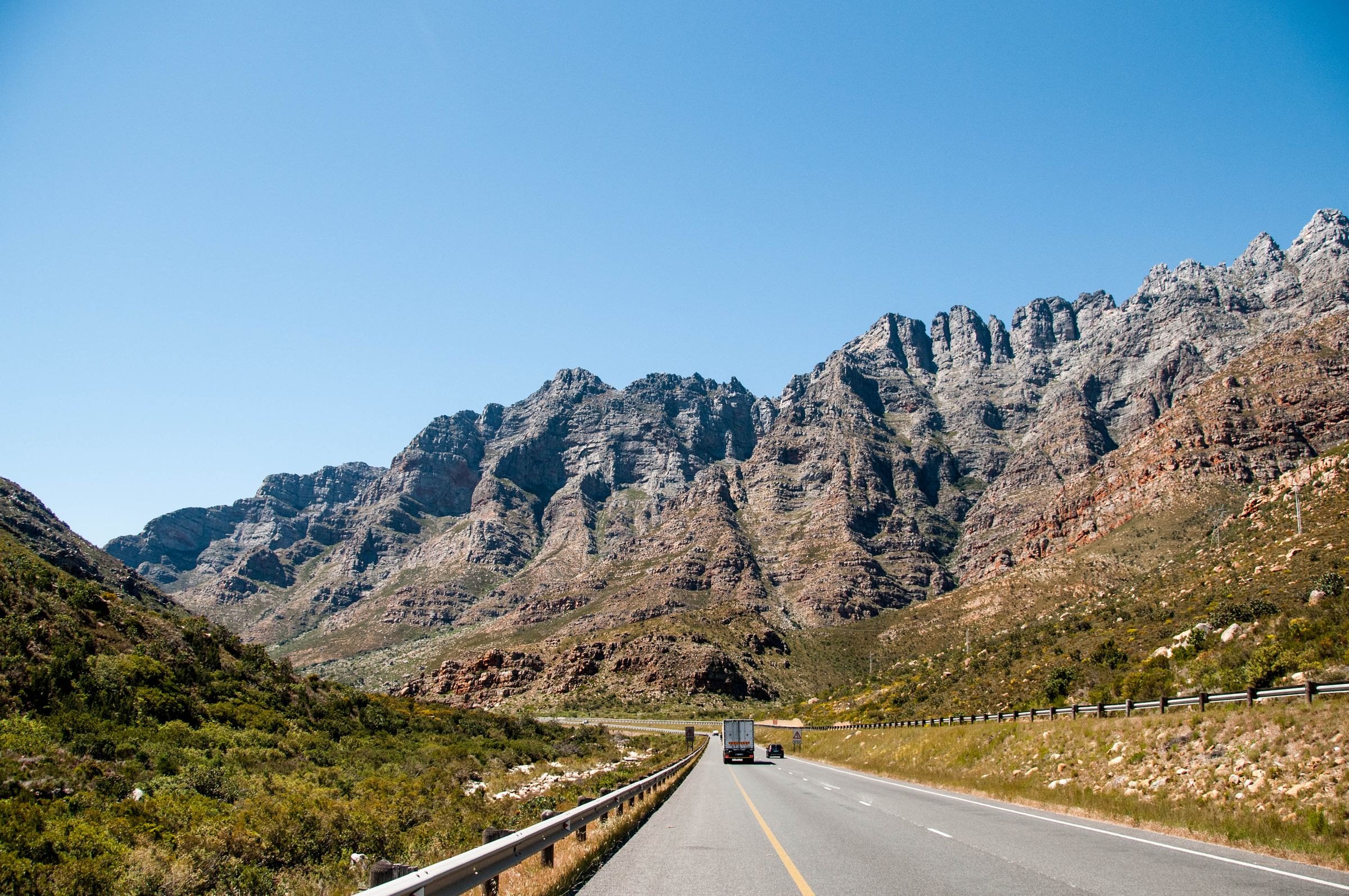 A mountain road in the Western Cape