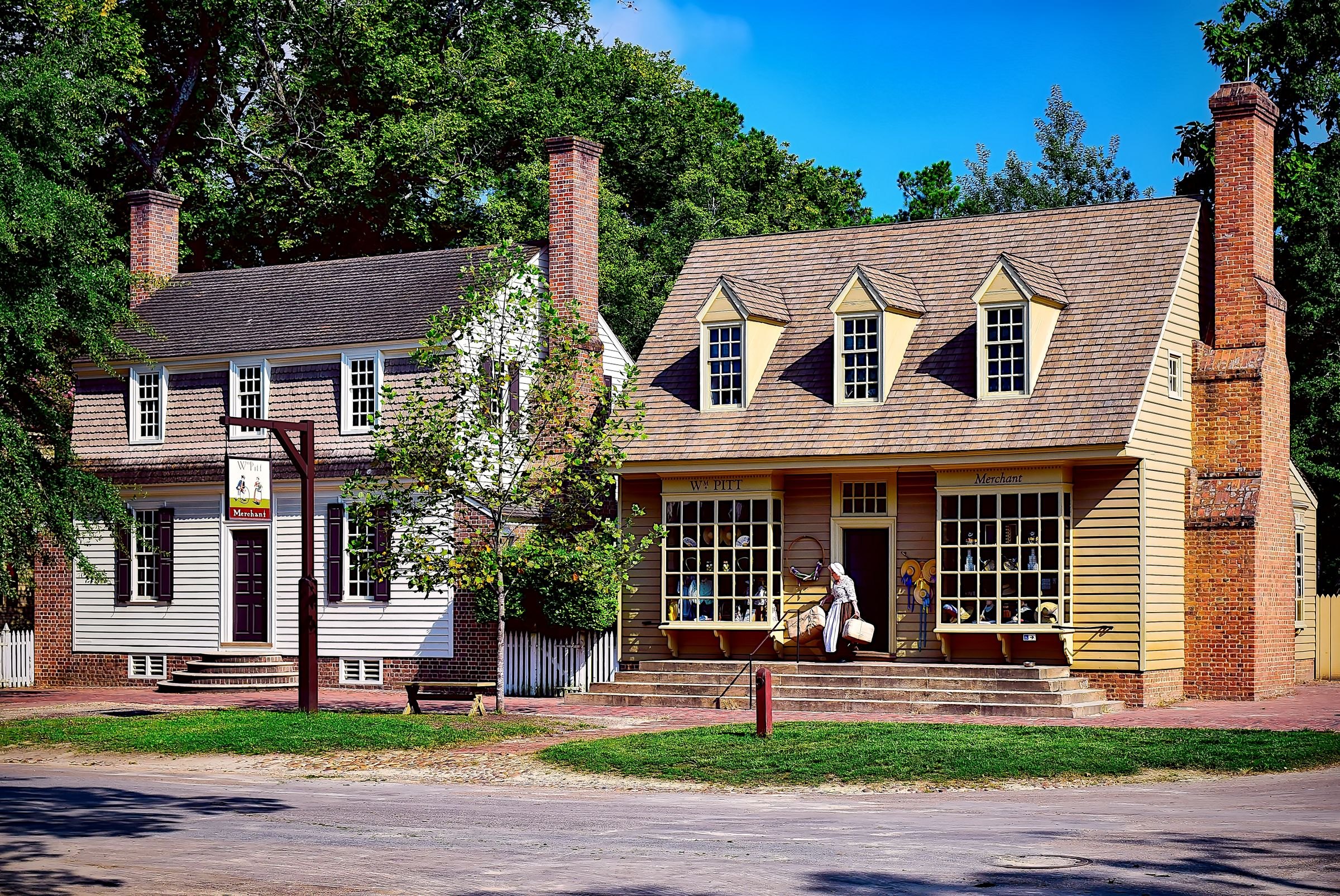 Colonial houses in Williamsburg